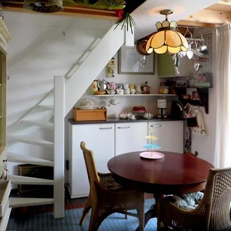 Alojamento de Acomodação e Pequeno-almoço Vroomm